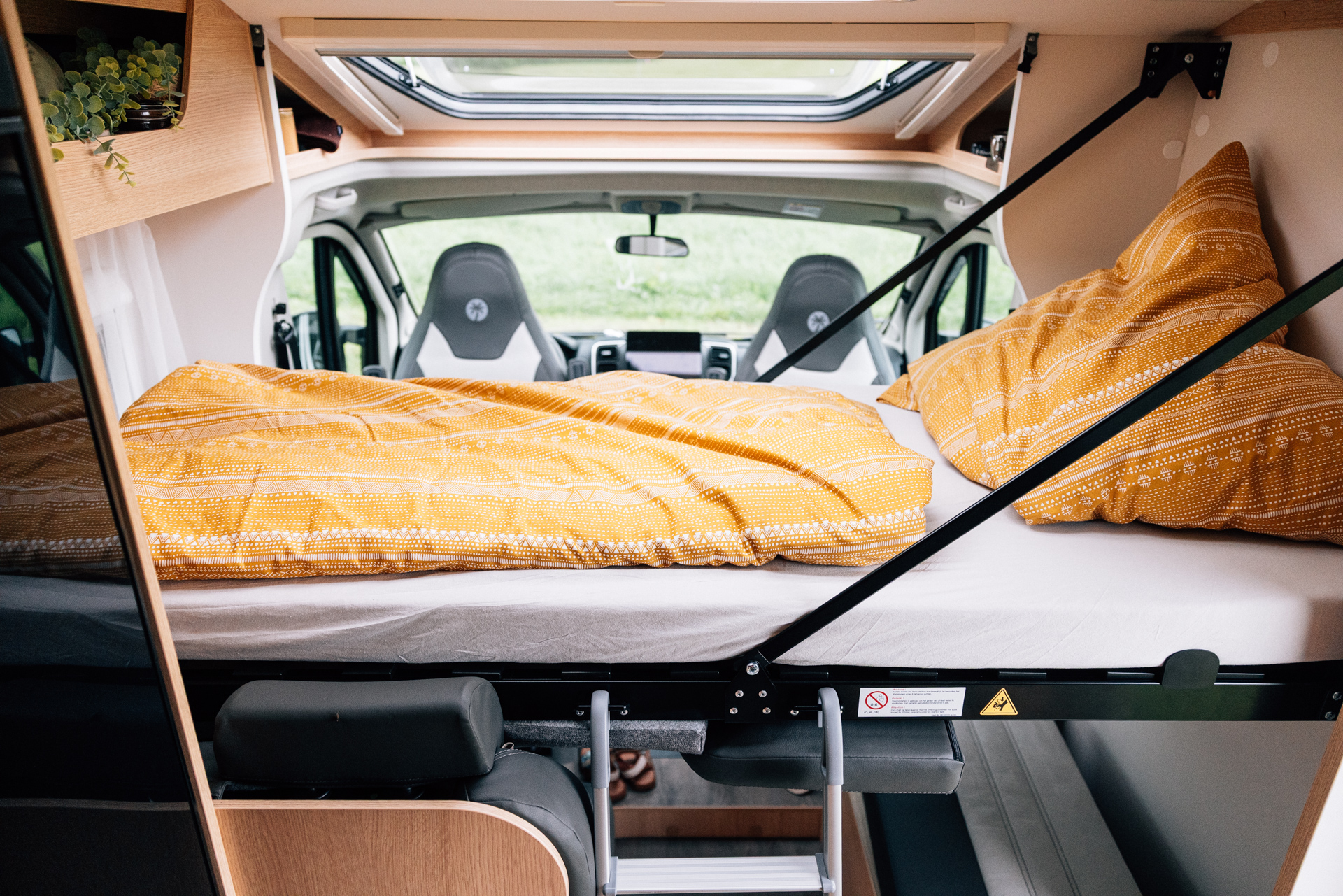 Sunlight V67S Adventure exterior